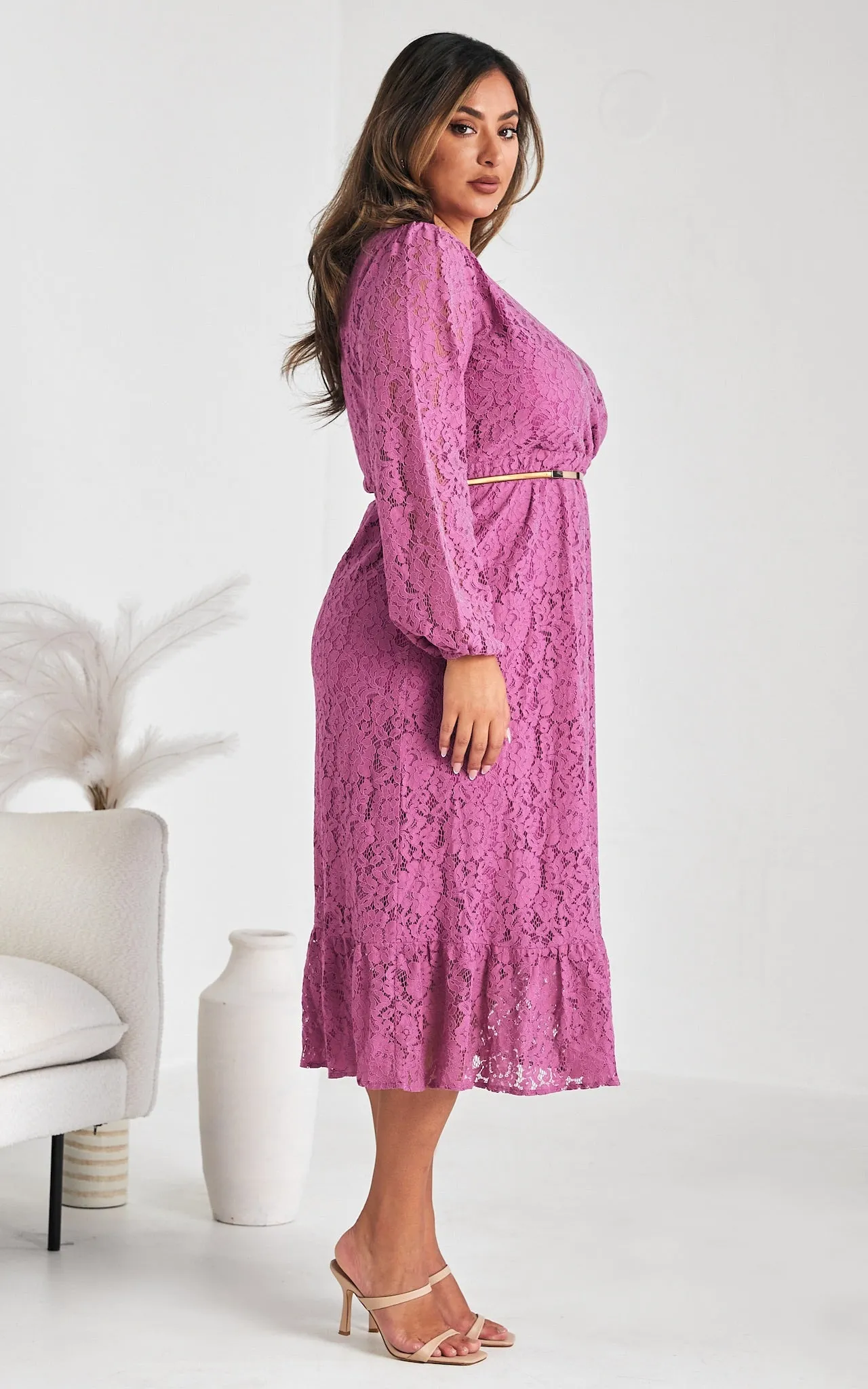 Camellia Lace Maxi Dress - Magenta