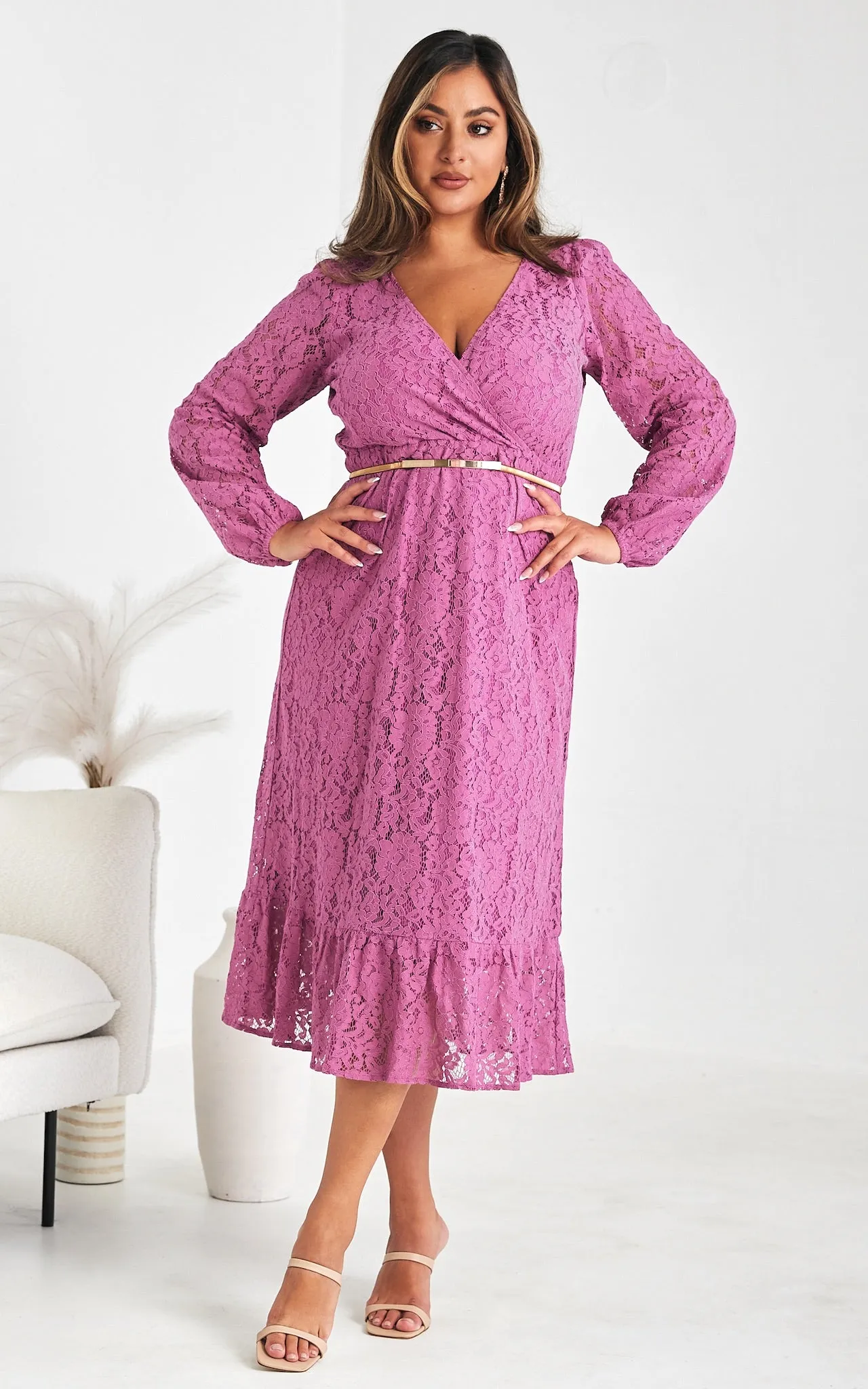 Camellia Lace Maxi Dress - Magenta