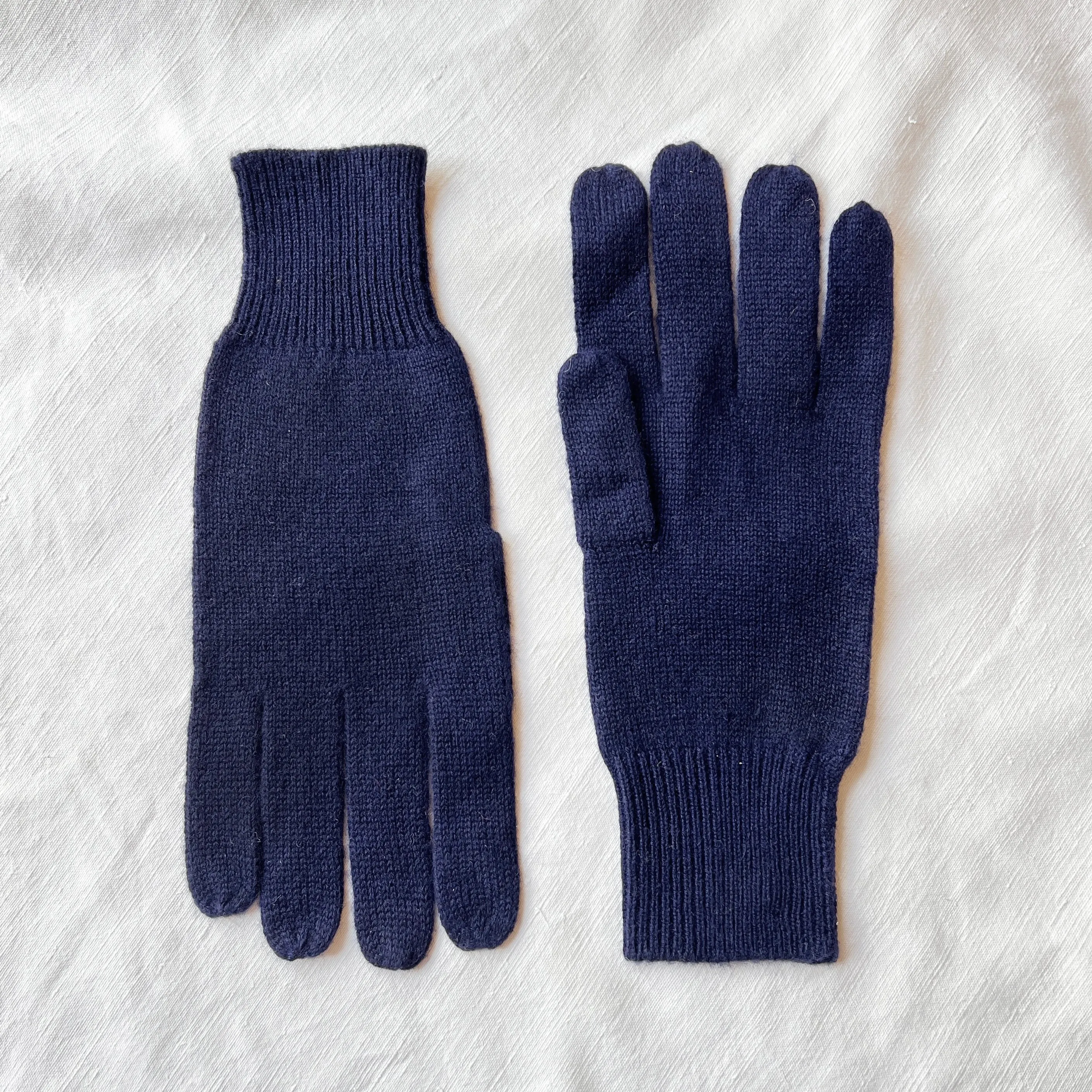 DEV Luxury Soft Fine Knit Merino Mens Gloves