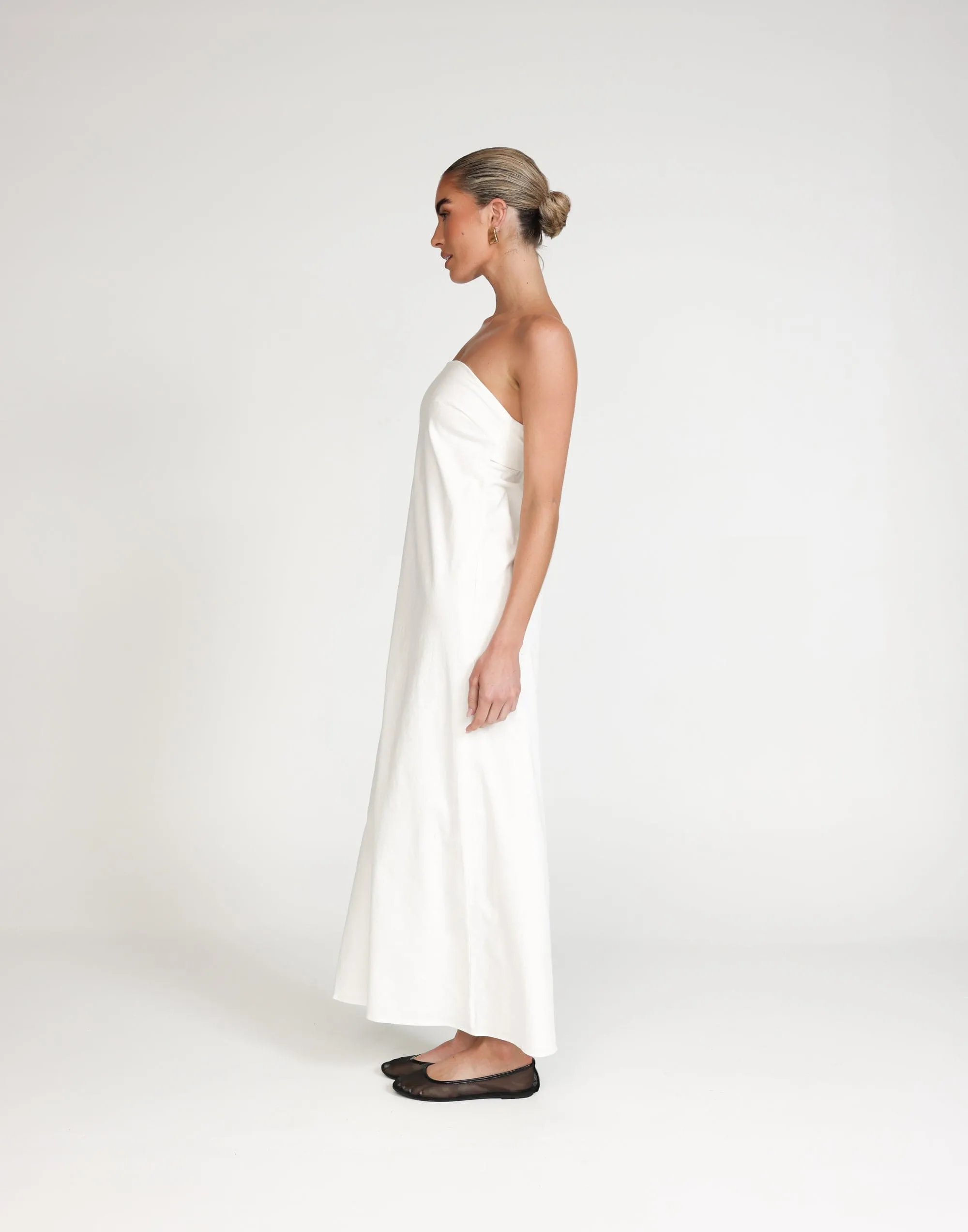 Hati Maxi Dress (White)