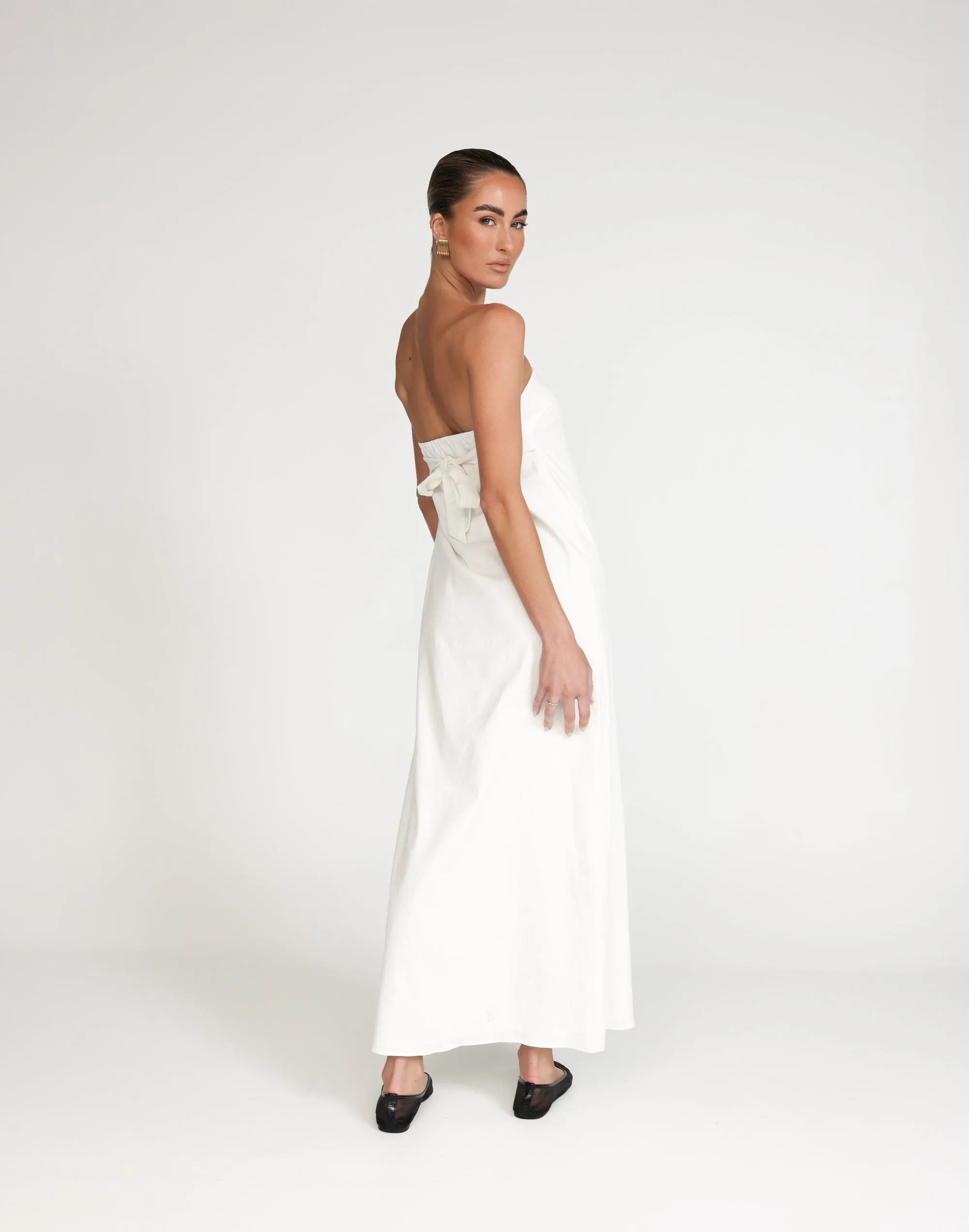 Hati Maxi Dress (White)