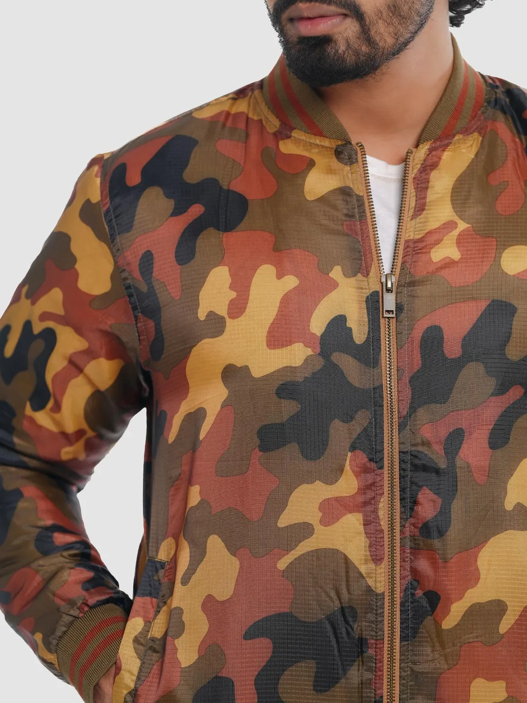 Men's Casual Bomber Jacket in Brownish Camo