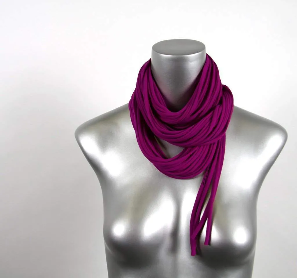 Necklush Infinity Scarf / Raspberry Red / Unisex