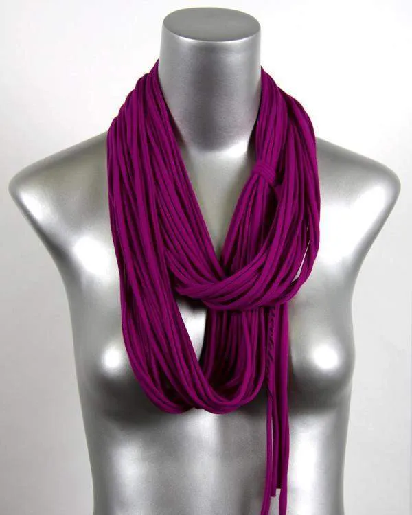 Necklush Infinity Scarf / Raspberry Red / Unisex