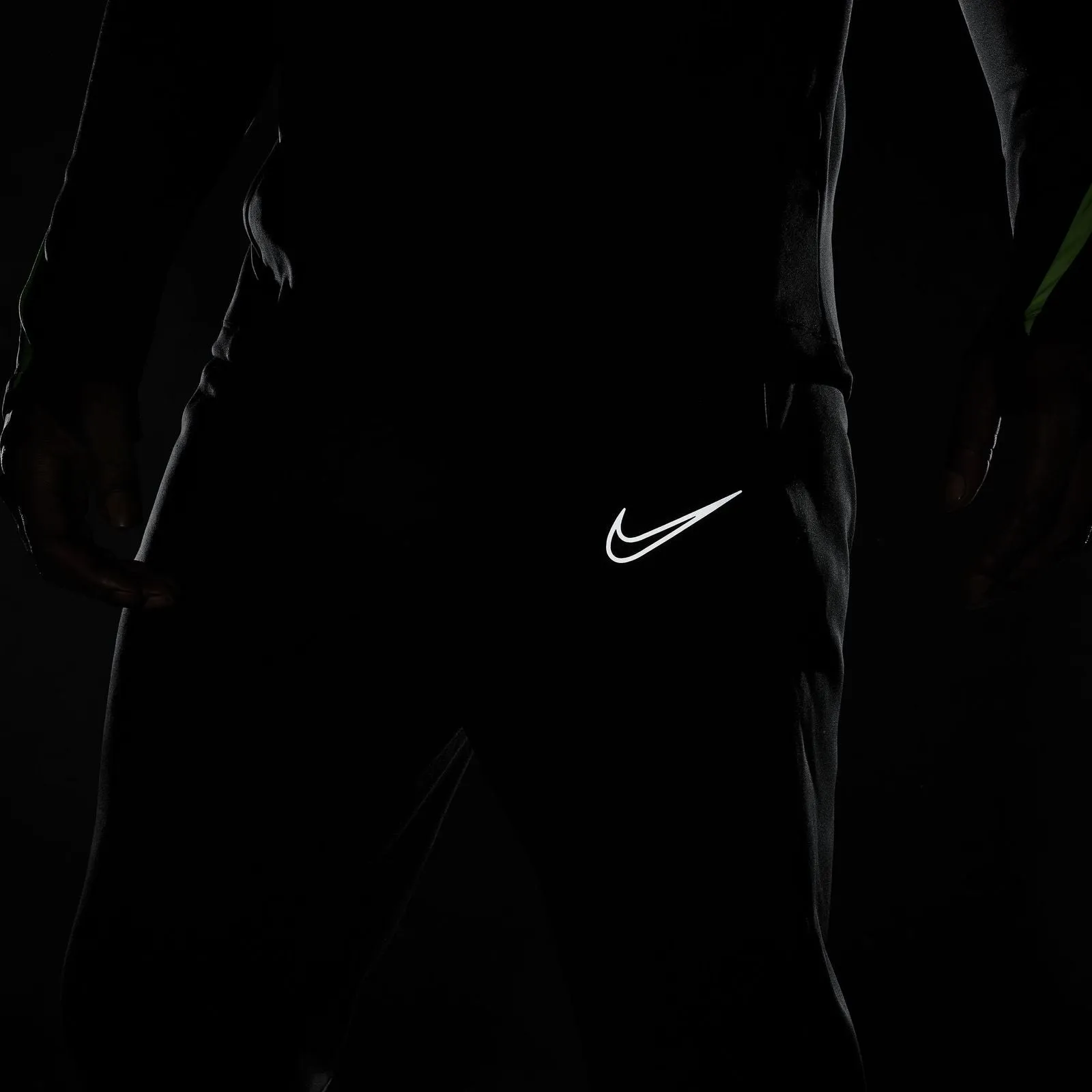 Nike Academy Winter Warrior Mens Therma-FIT Soccer Pants