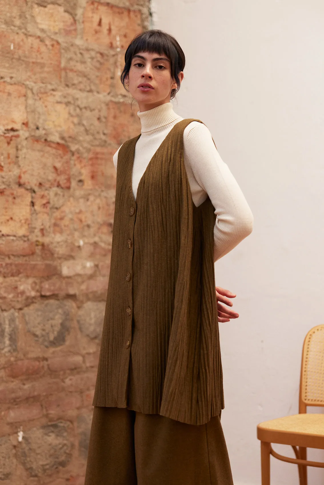 Recycled Wool Pleated Jumper - Oliva