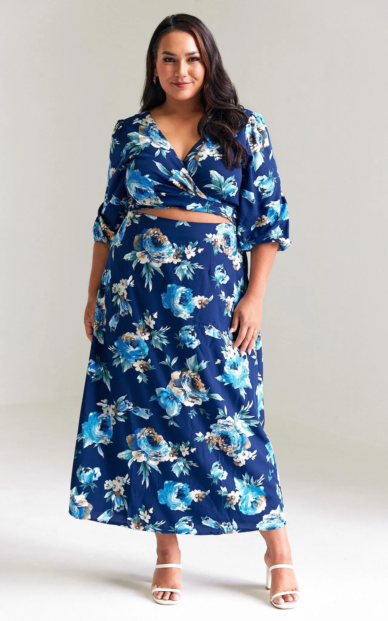 Roza Long Sleeve Maxi Dress - Navy Blue Floral