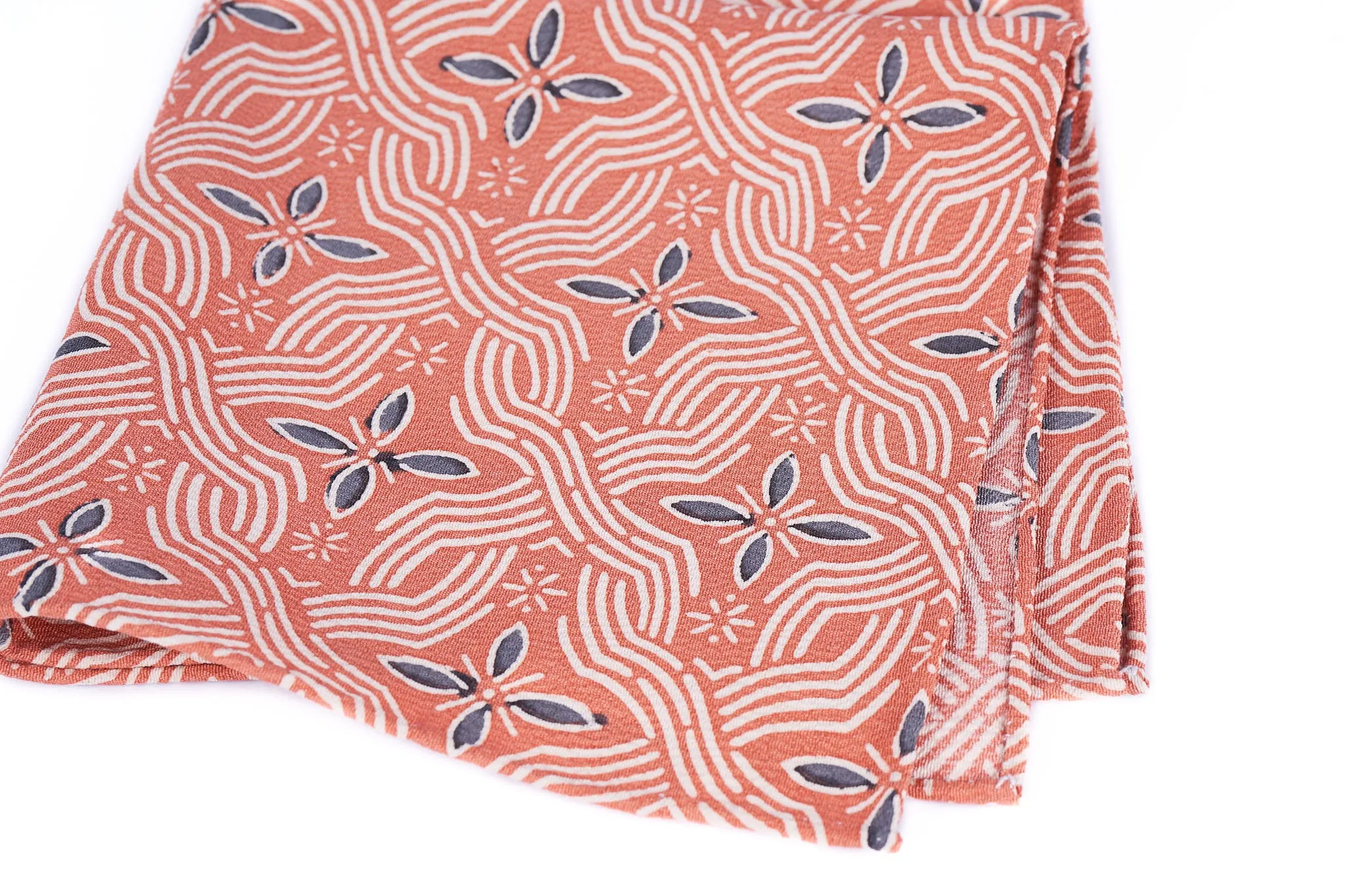 Salmon Large Motif